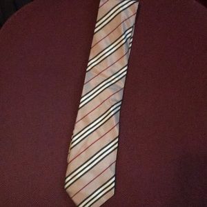Burberry tie